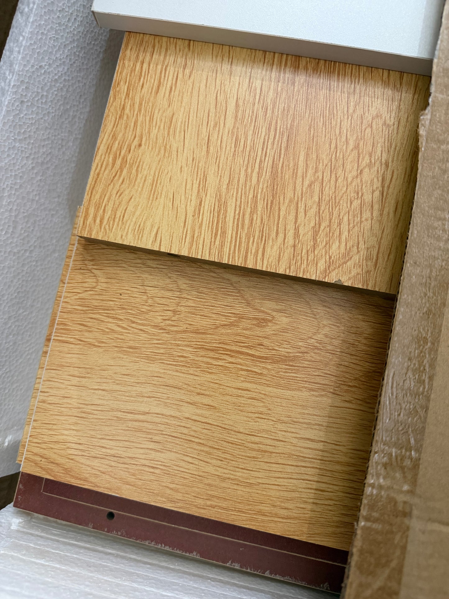 ⭐ Mueble de TV Blanco con Color 🪵 Amarillo de 120*30*42cm | Lazada PH (Cod.283291-2)
💰RD$3,495