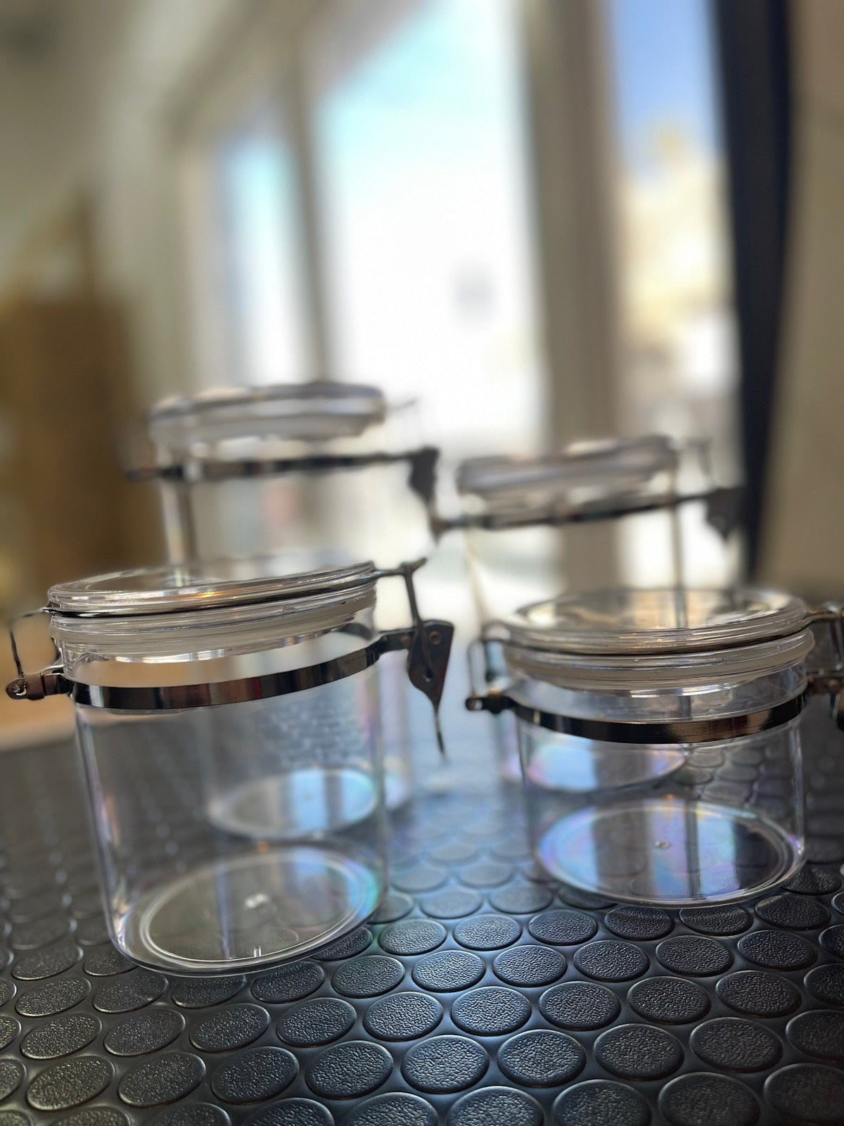 ✨ Set de Envases Organizadores Herméticos con Cierre Metálico (4 en 1)✨
¡Mantén tu cocina ordenada y tus alimentos siempre frescos! 🌾🍪☕