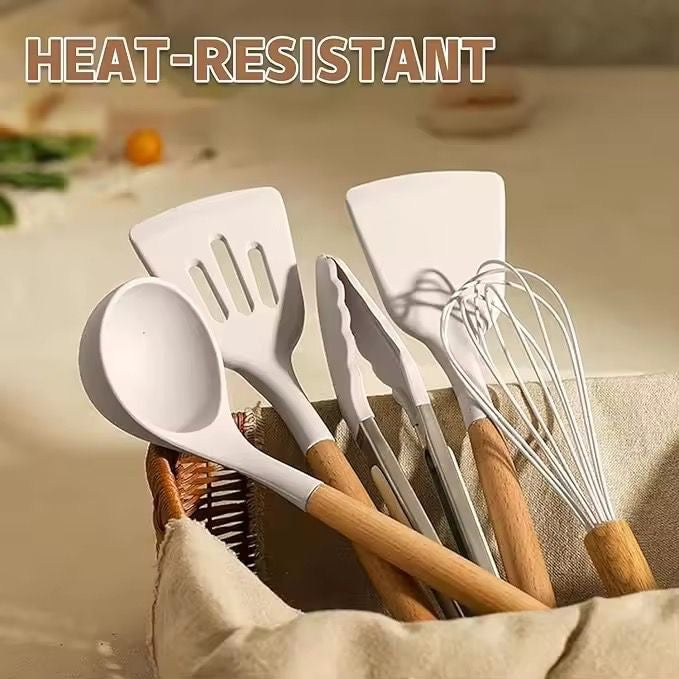 🍳✨ Dale estilo y practicidad a tu cocina con este Set de Utensilios de Silicona con Mango de Madera ✨🍴
🍳 Juego de 12 Utensilios de Cocina Antiadherentes (Cod.008)
💰 Precio: RD$995 (Oferta 🔥🔥🔥)