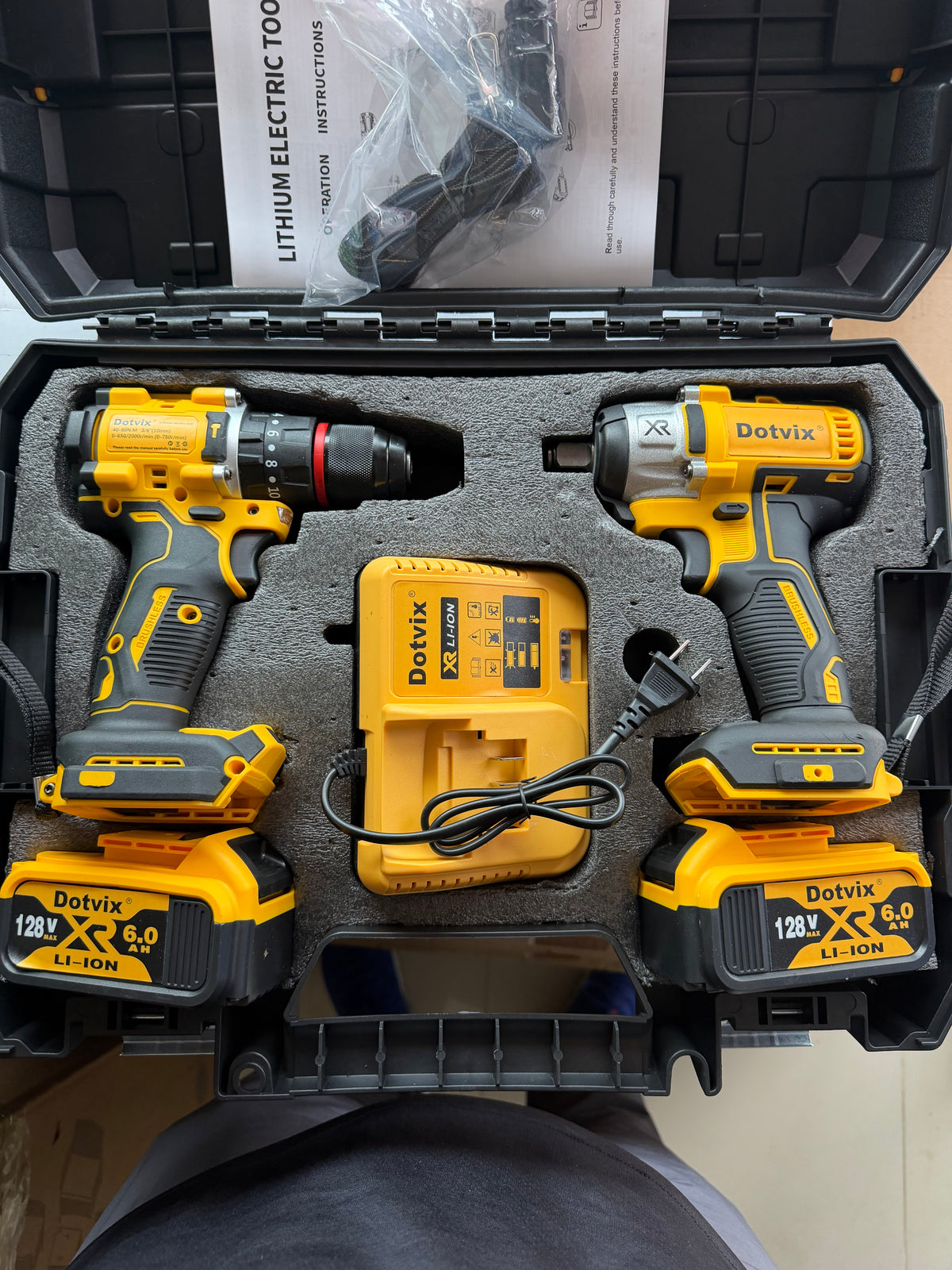 🔧⚡ KIT DE HERRAMIENTAS INALÁMBRICAS DOTVIX 128V XR – POTENCIA PROFESIONAL EN TUS MANOS ⚡🔧
COD AM-407
💰RD$4,995