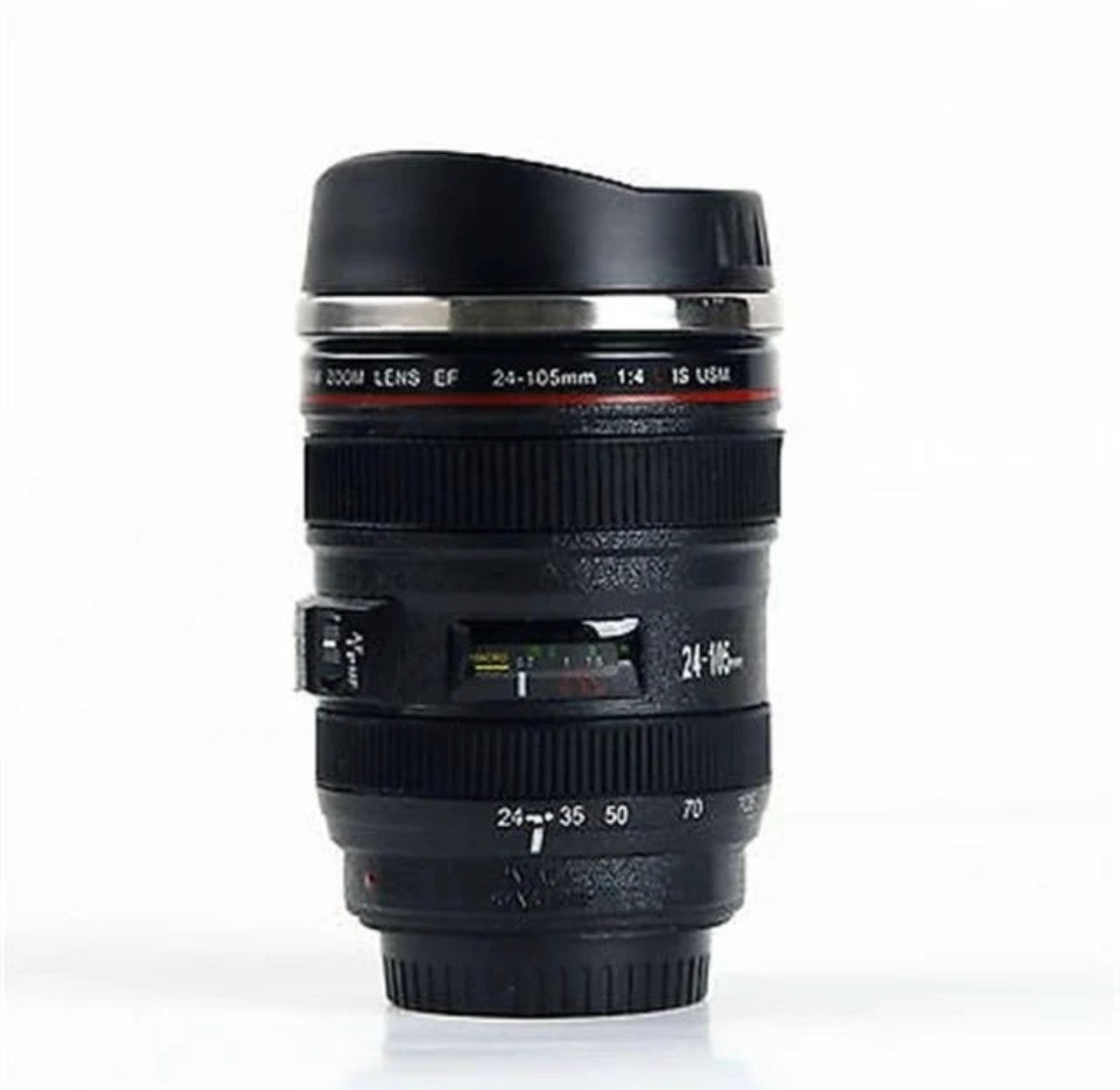 📸☕ Taza Térmica en Forma de Lente Fotográfico 24-105mm ☕📸
¡El regalo perfecto para amantes del café y la fotografía!
💰 RD$495