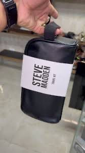 🧳✨ Bolso de Mano Steve Madden Travel Kit ✨👝
💰RD$1,995