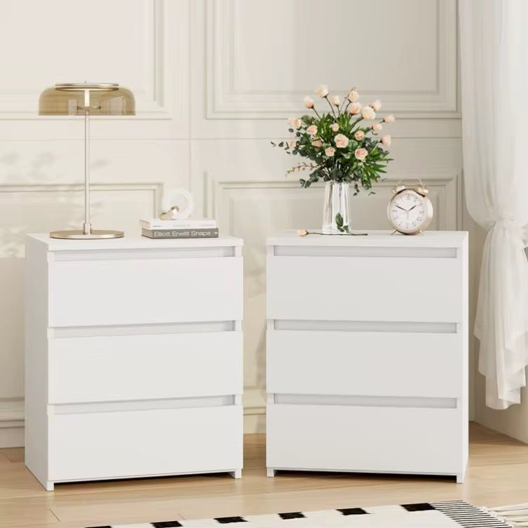 🛏️ Mesita de Noche de Madera Blanca – Elegancia y Funcionalidad en Cada Rincón
(Cod.283275)