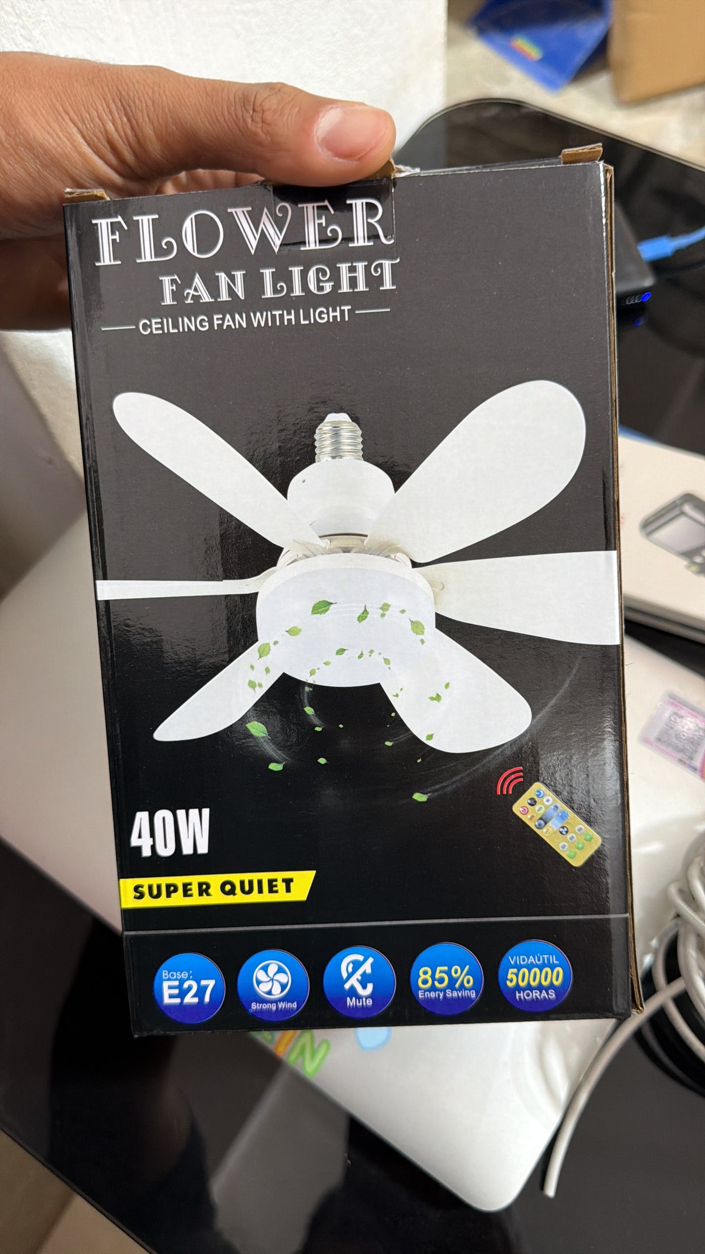 ✨ Ventilador con Lámpara LED 2 en 1 (Cod. 1878 40W)✨
💰RD$1,495