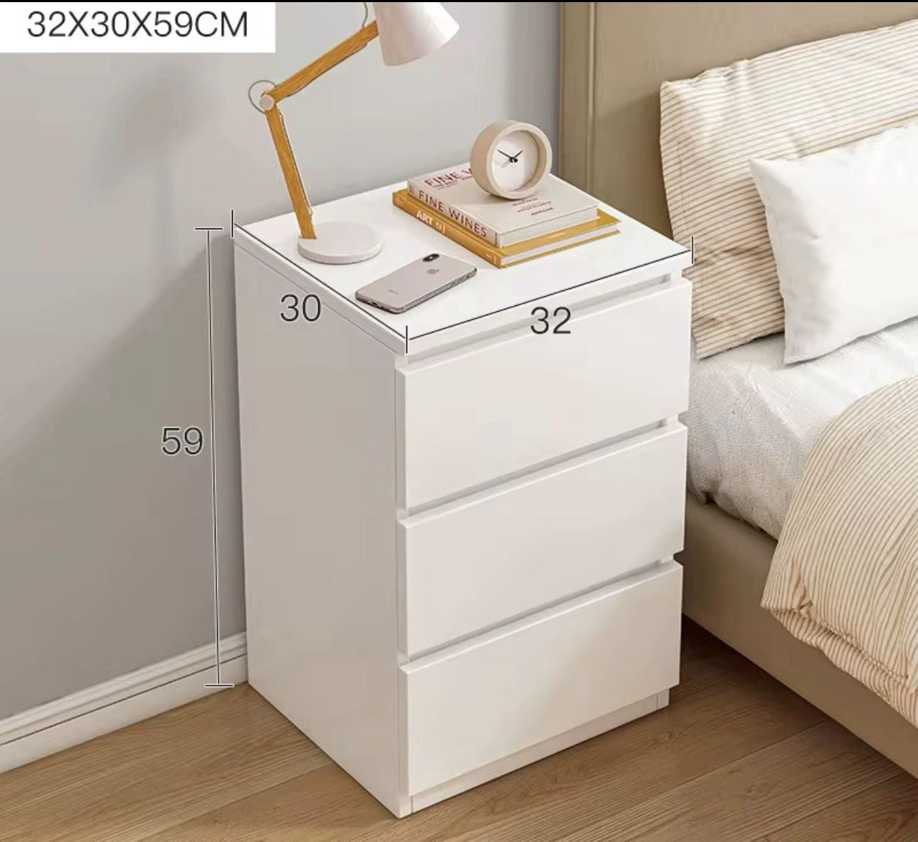 🛏️ Mesita de Noche de Madera Blanca – Elegancia y Funcionalidad en Cada Rincón
(Cod.283275)
