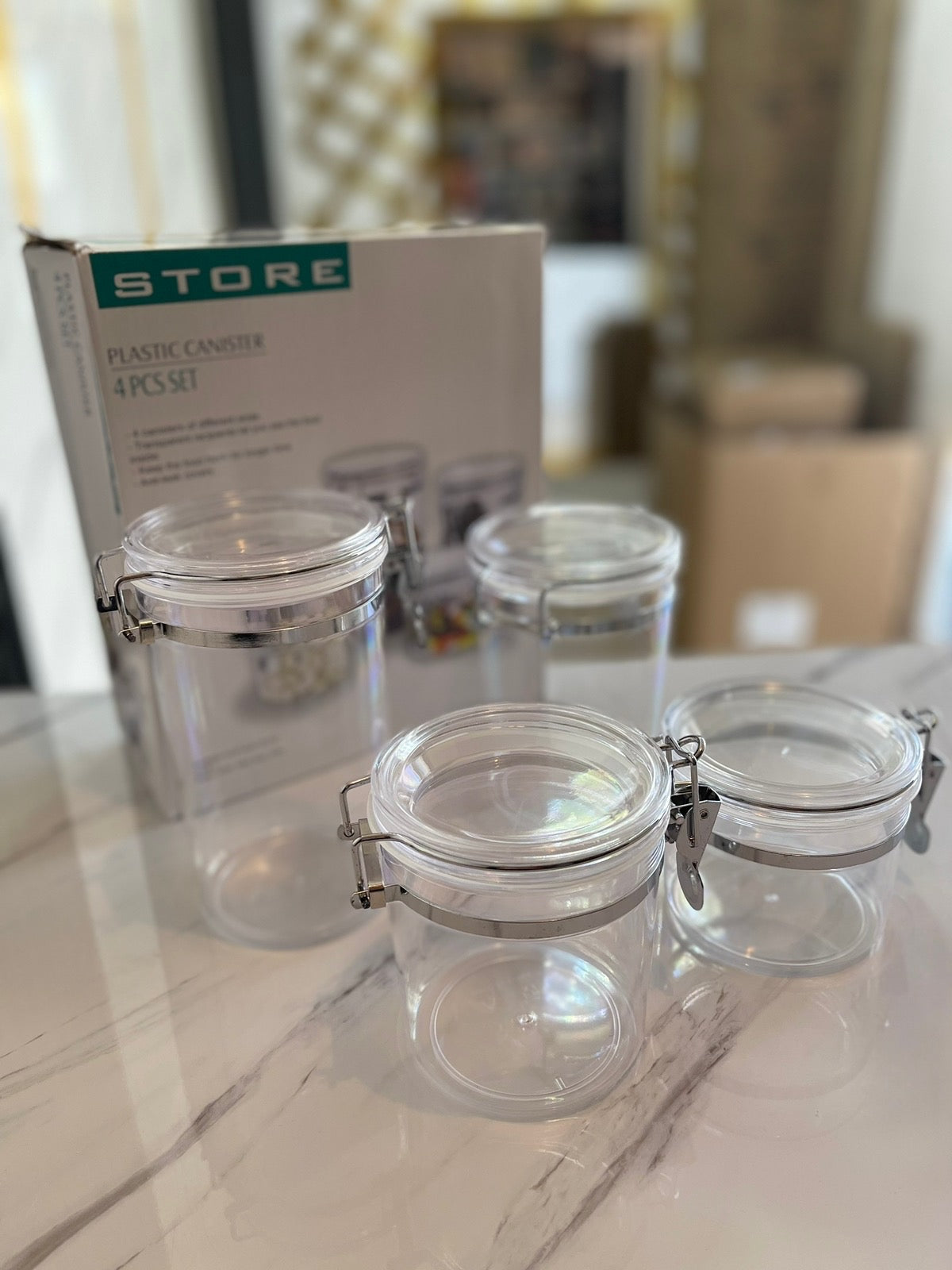 ✨ Set de Envases Organizadores Herméticos con Cierre Metálico (4 en 1)✨
¡Mantén tu cocina ordenada y tus alimentos siempre frescos! 🌾🍪☕