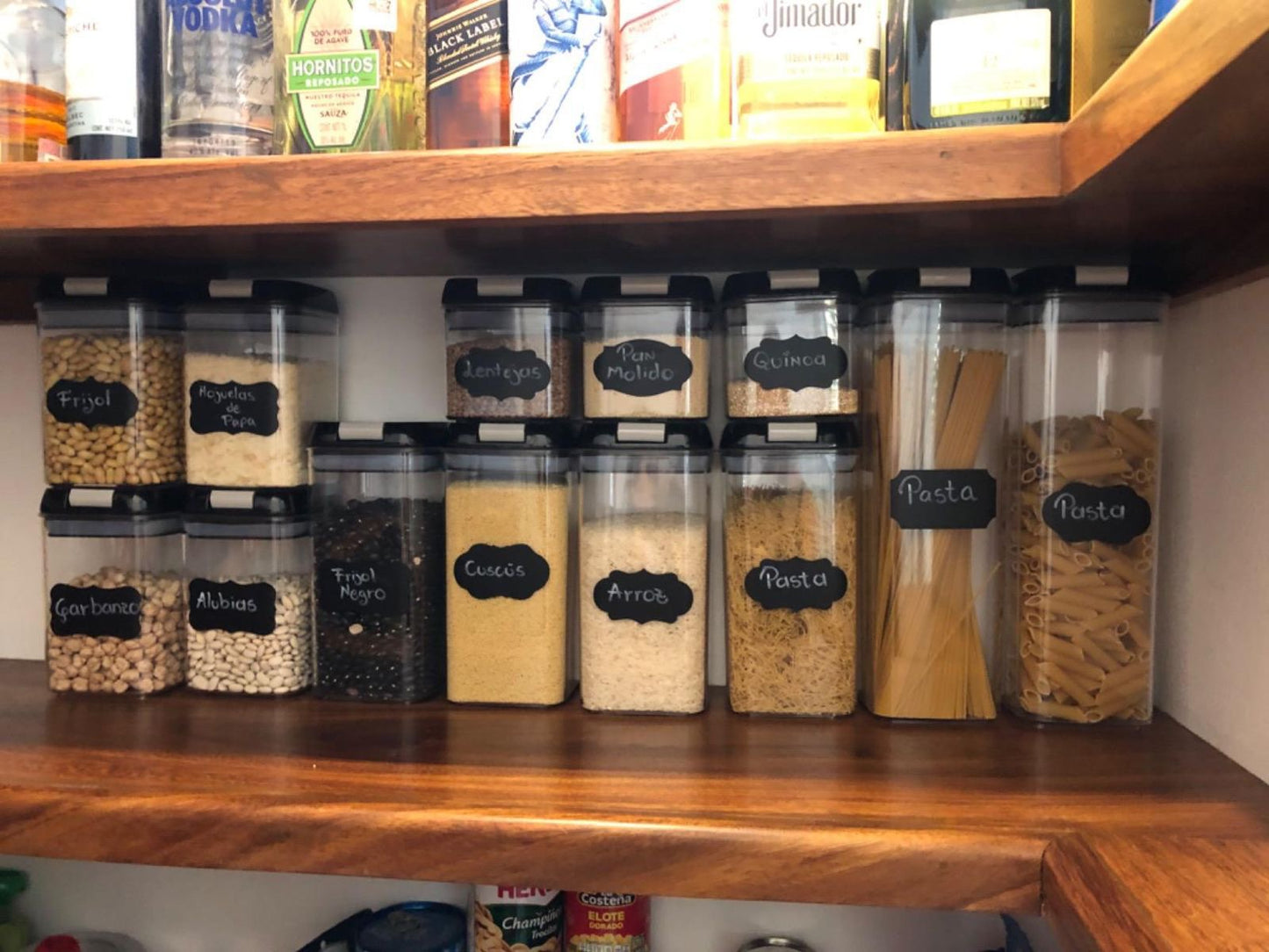 🥳✨ Set de Envases Organizadores Herméticos 7 en 1 ✨🥳
¡Despídete del desorden en tu cocina y mantén tus alimentos siempre frescos! 🥖🍪🍬