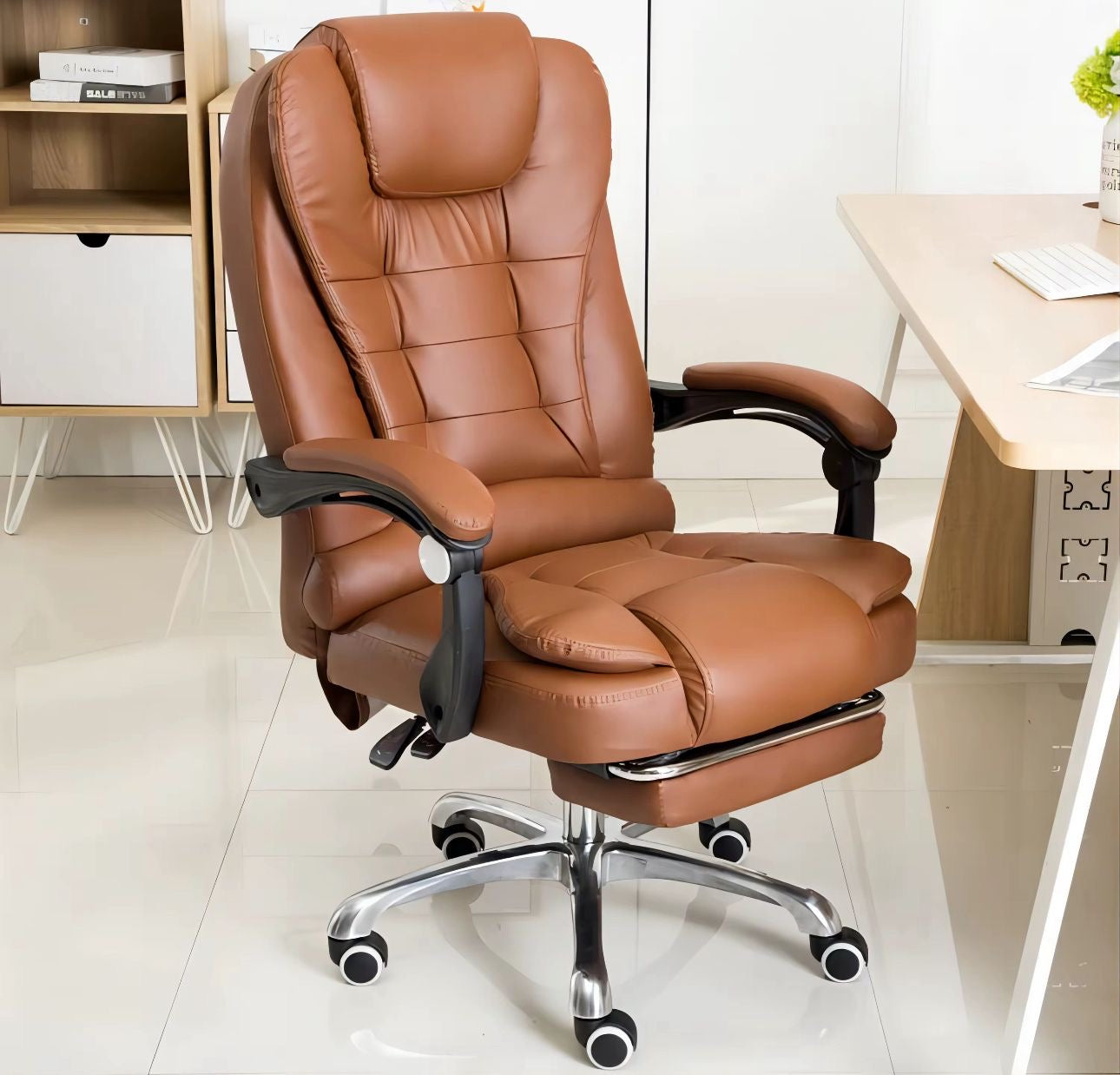 🟤 Silla Ejecutiva con Masajeador y Reposapiés (Color Marrón)