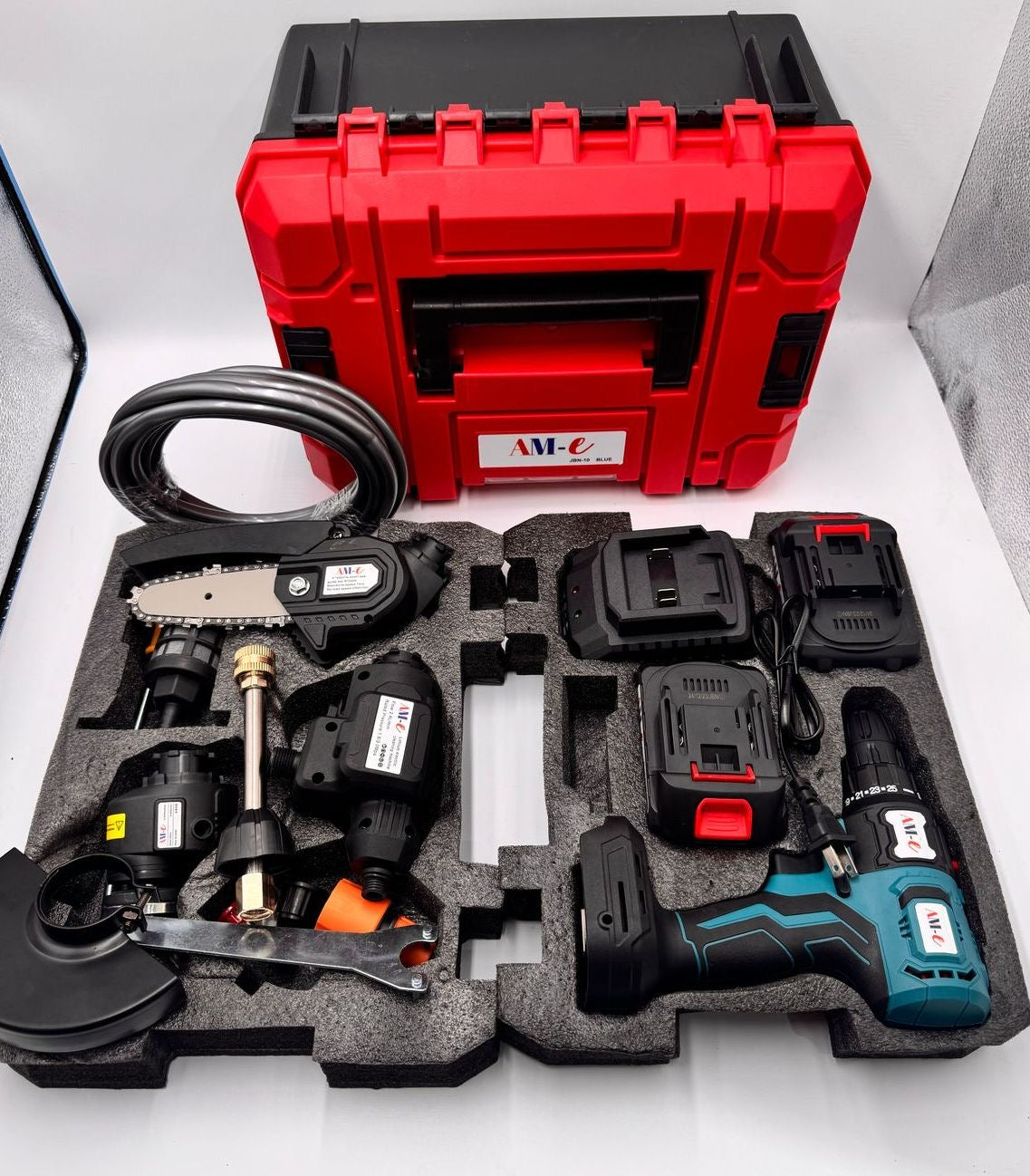 Maletín Kit 3 en 1 
Taladro, Sierra, Hidrolavadora 48v 
(Cod. JBN-10)