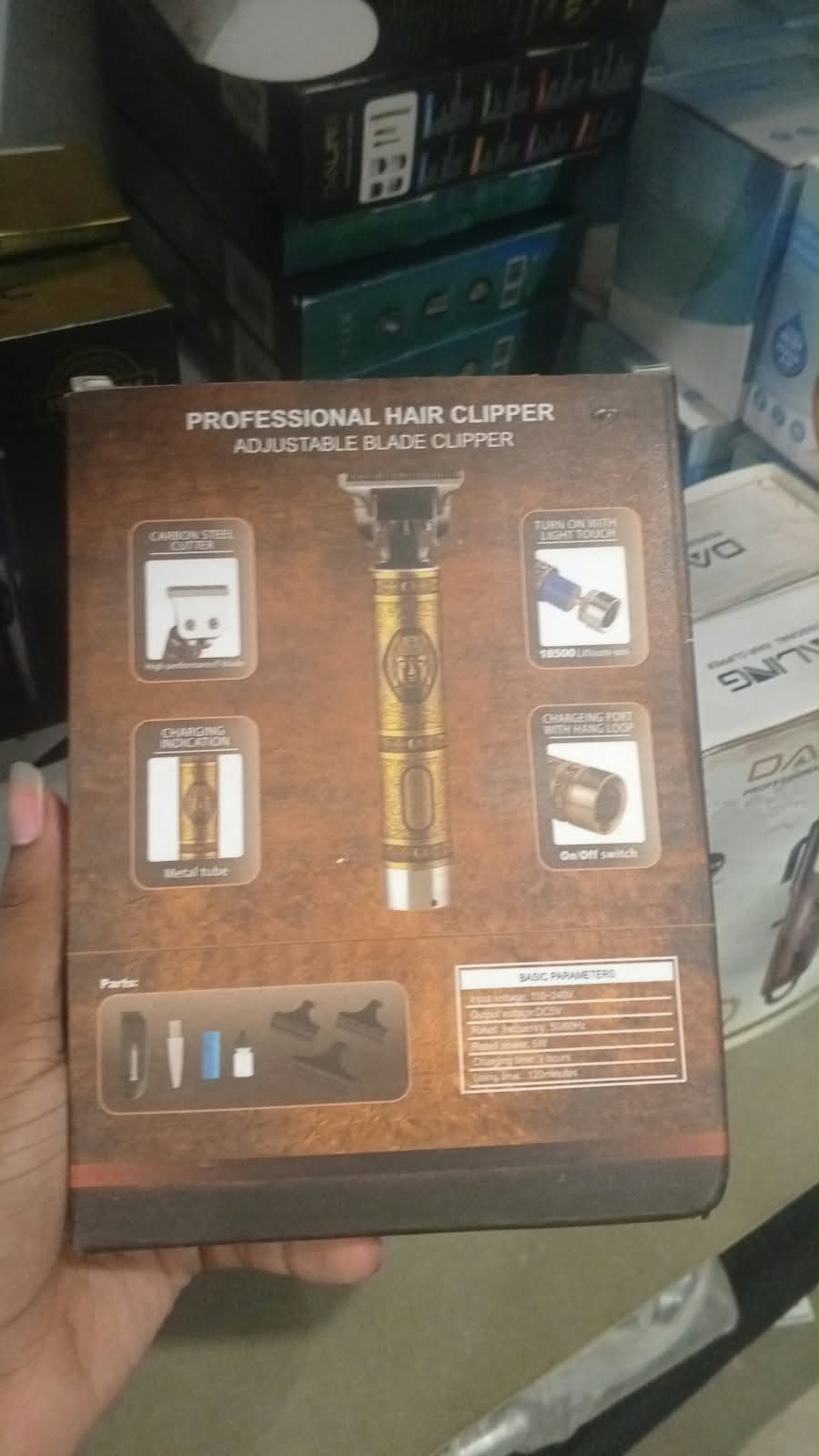 💈🔥 HAIR CLIPPER PROFESIONAL (Cod. -T99 ) – POTENCIA, PRECISIÓN Y ESTILO 🔥💈

💰 RD$495