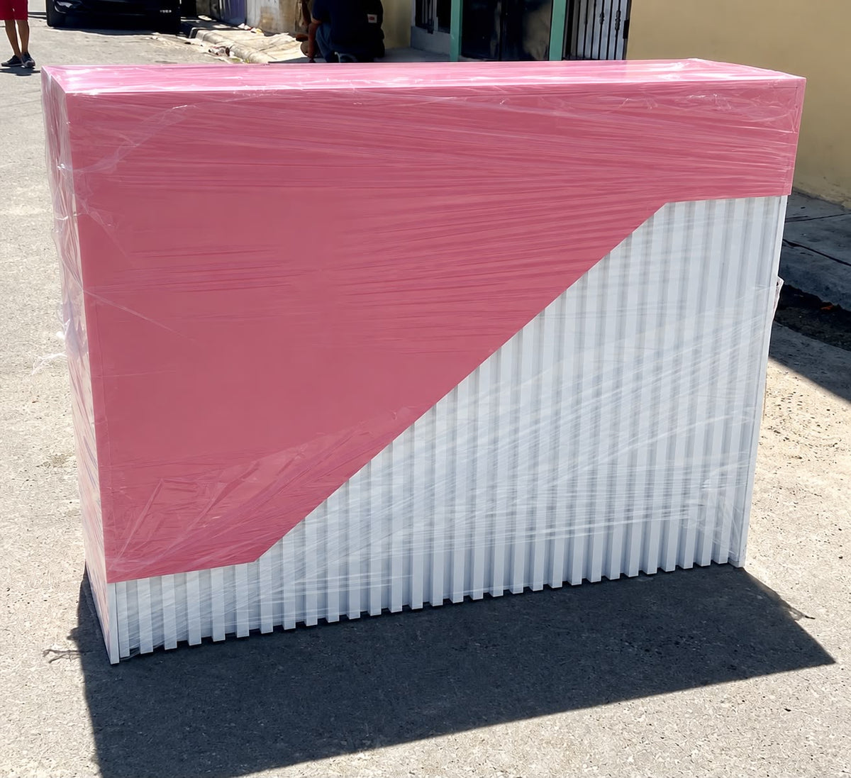 ✨🩷 MOSTRADOR / COUNTER DE RECEPCIÓN – ELEVA LA IMAGEN DE TU NEGOCIO 🩷✨🆔(Cod. 22 ROSADO)

💰RD$13,995

📏 Medidas:
• 122 cm de ancho
• 40 cm de profundidad
• 104 cm de alto
• ⁠Material Hidrofugo