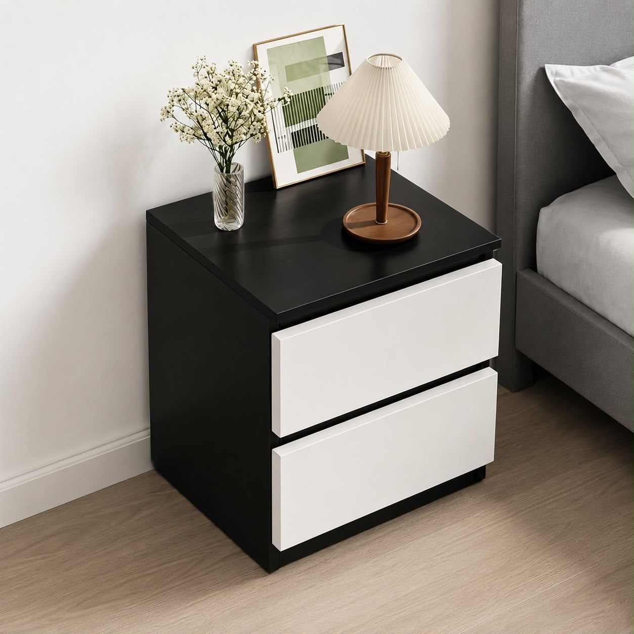 🛏️✨ MESITA DE NOCHE MODERNA 2 GAVETAS – ELEGANCIA Y FUNCIONALIDAD EN TU HABITACIÓN ✨🛏️

🆔 Cod. 285203 NEGRO 

💰 RD$1,995

📏 Medidas: 40x30 cm