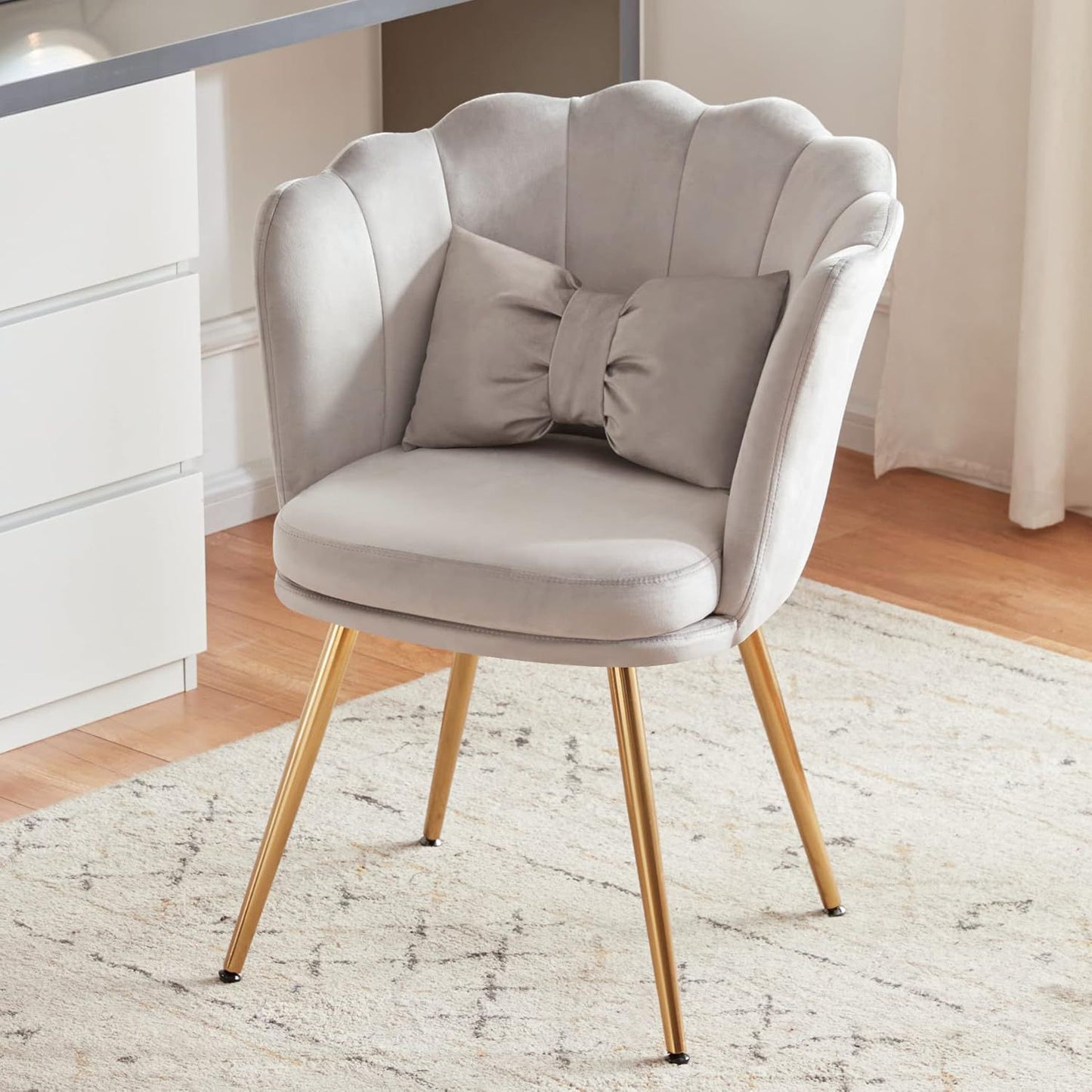 💅✨ Silla de Uñas Profesional ✨💺
Elegancia + confort para tu salón 💖 (Cod.16-3) GRIS