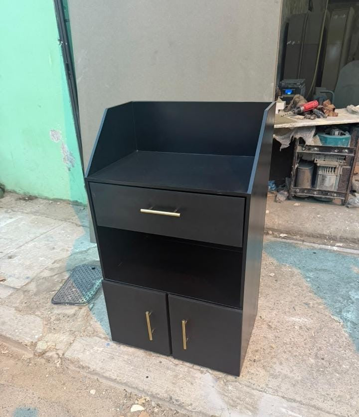 ☕ ¡CREA TU RINCÓN DE CAFÉ FAVORITO SIN SACRIFICAR ESPACIO NI ELEGANCIA!

✨🗄️ CAFETERA GABINETE ORGANIZADOR MULTIFUNCIONAL – COMPACTO, MODERNO Y ELEGANTE 🗄️✨(Cod. 0014 NEGRO ) 

💰RD$9,495 

📏 MEDIDAS:
• Alto: 102 cm
• Ancho: 61 cm
• Profundidad: 41 cm