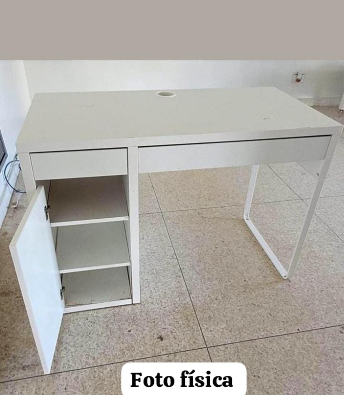 🖥️✨ ESCRITORIO MODERNO MULTIFUNCIONAL – DISEÑO MINIMALISTA & ORGANIZACIÓN INTELIGENTE ✨🖥️ (Cod.25115)

💰RD$4,995 

- Medidas: 105x50x75 cm
