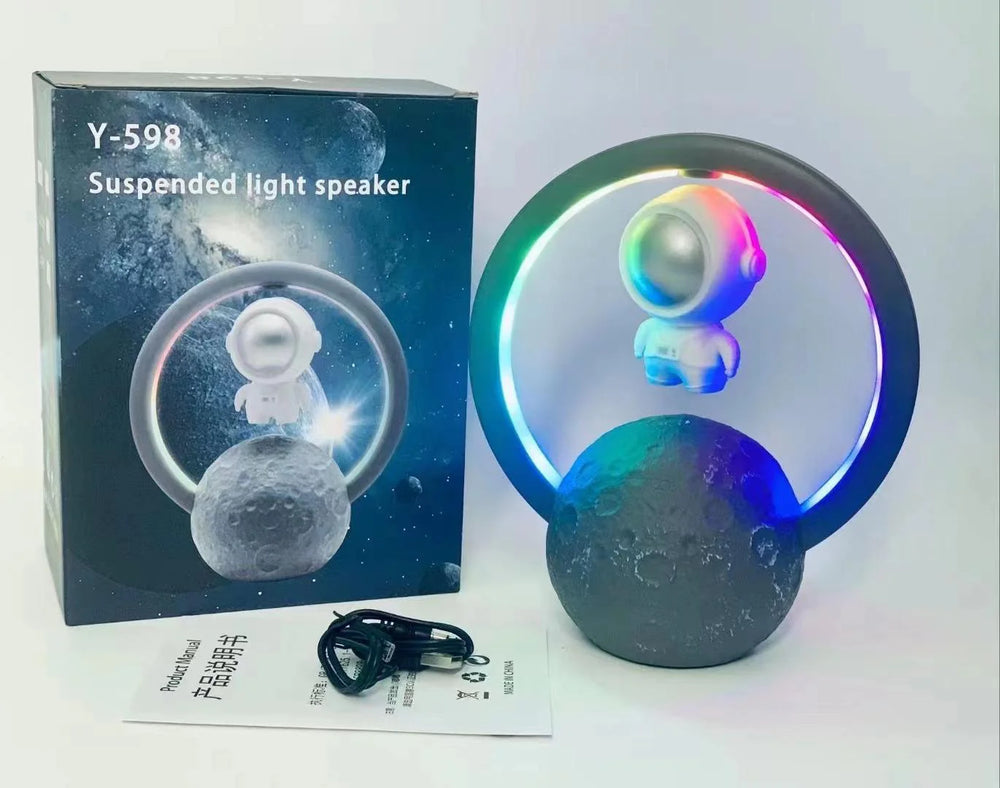 🚀✨ Bocina Astronauta Flotante con Luz LED 3D (Modelo Y-598) ✨🚀

💰RD$1,995