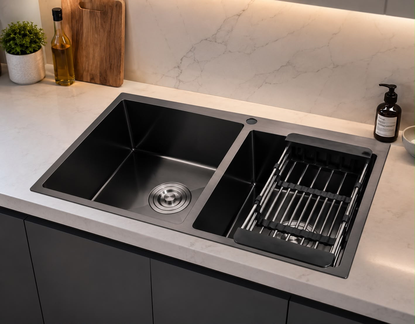 ✨ FREGADERO DOBLE PREMIUM EN ACERO INOXIDABLE NEGRO ✨

📌 Cod. SC603

📏 Medidas: 80 × 46 cm

💰 RD$4,995