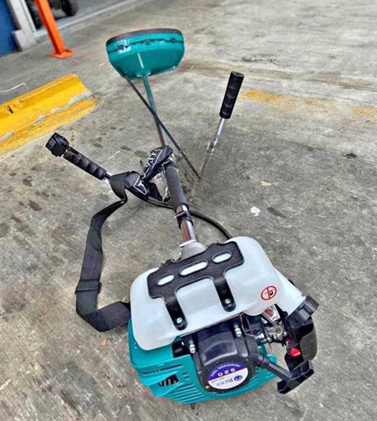 🔥🌿 Corta Césped de 5 Pies A GASOLINA (31cc) (4T ) – POTENCIA QUE ARRASA 🌿🔥 (Cod.800-88506) 

💰RD$5,995