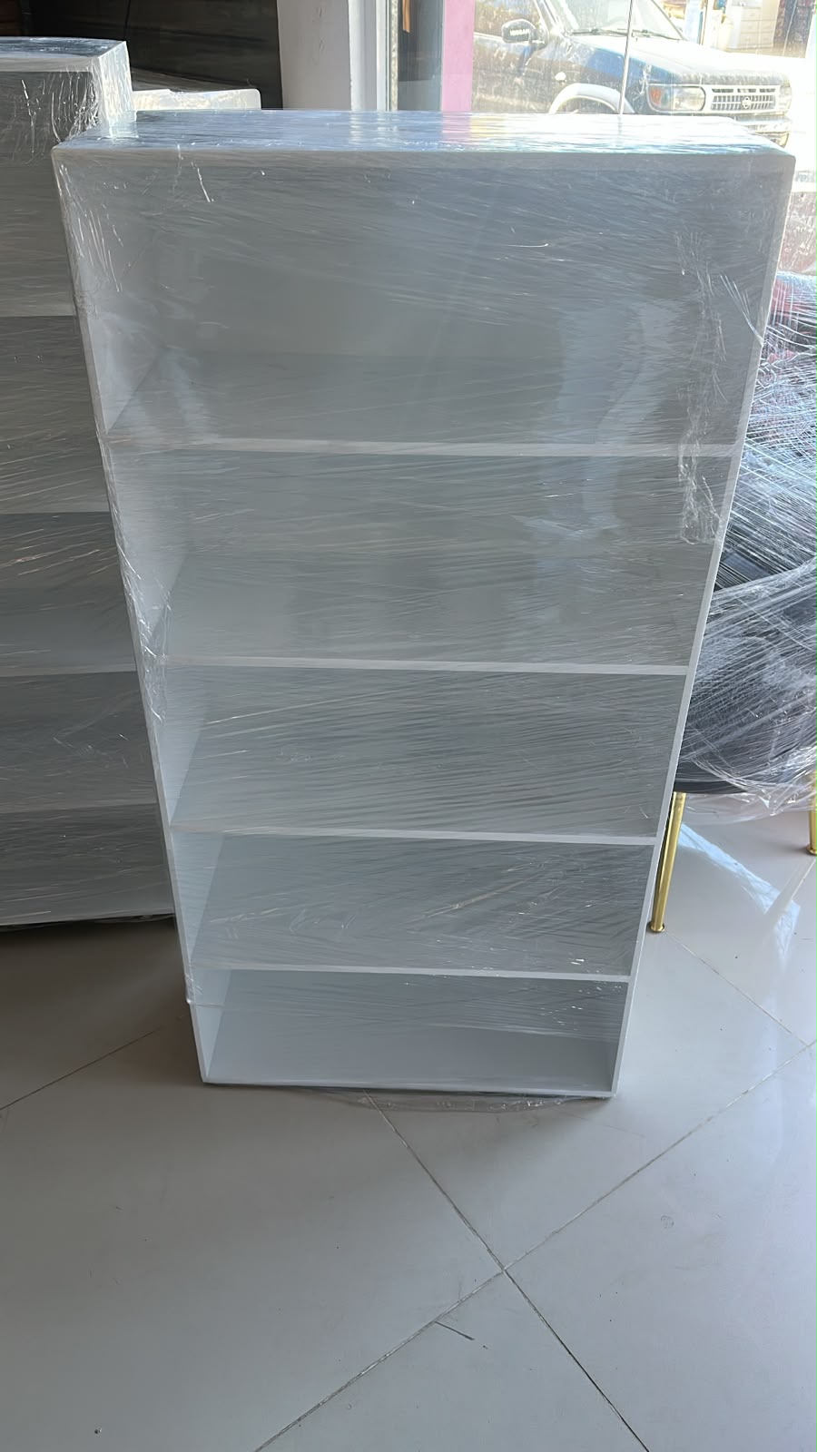 ✨🤍 ORGANIZADOR MULTIUSO DE 5 ESPACIOS – ¡MÁS ORDEN Y ELEGANCIA PARA TU HOGAR O NEGOCIO! 🏡💇‍♀️

(🆔 Cod. 112 BLANCO) 

💰RD$4,490 

- Medidas 📐 
122 cm Alto
60 cm Ancho 
26 cm Profundidad
