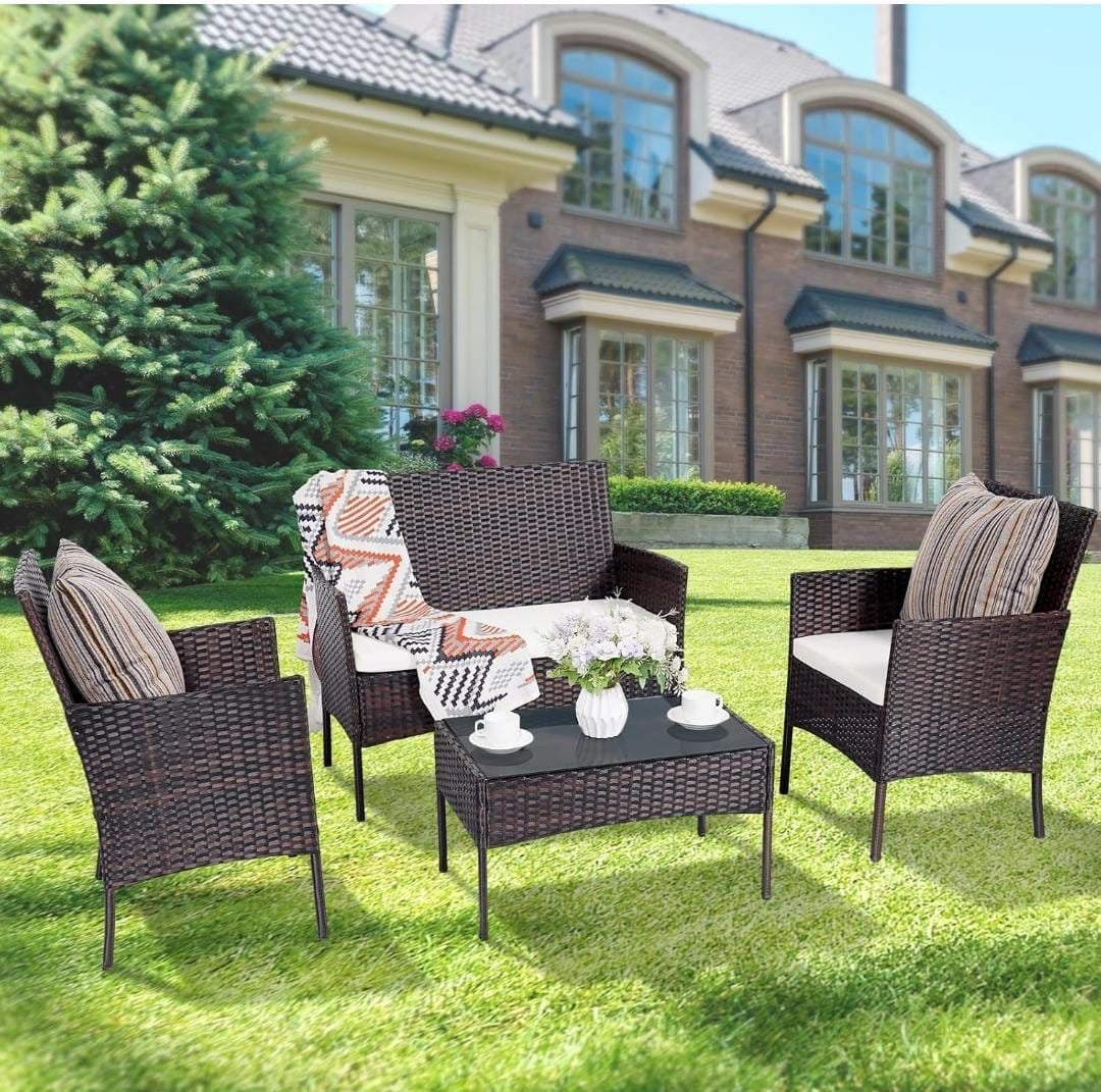 🛋️ Juego de Sala Exterior en Ratán Sintético – Elegancia y Confort para tu Espacio 🛋️ (Cod.-04) (*Color MARRÓN*

💰RD$10,995