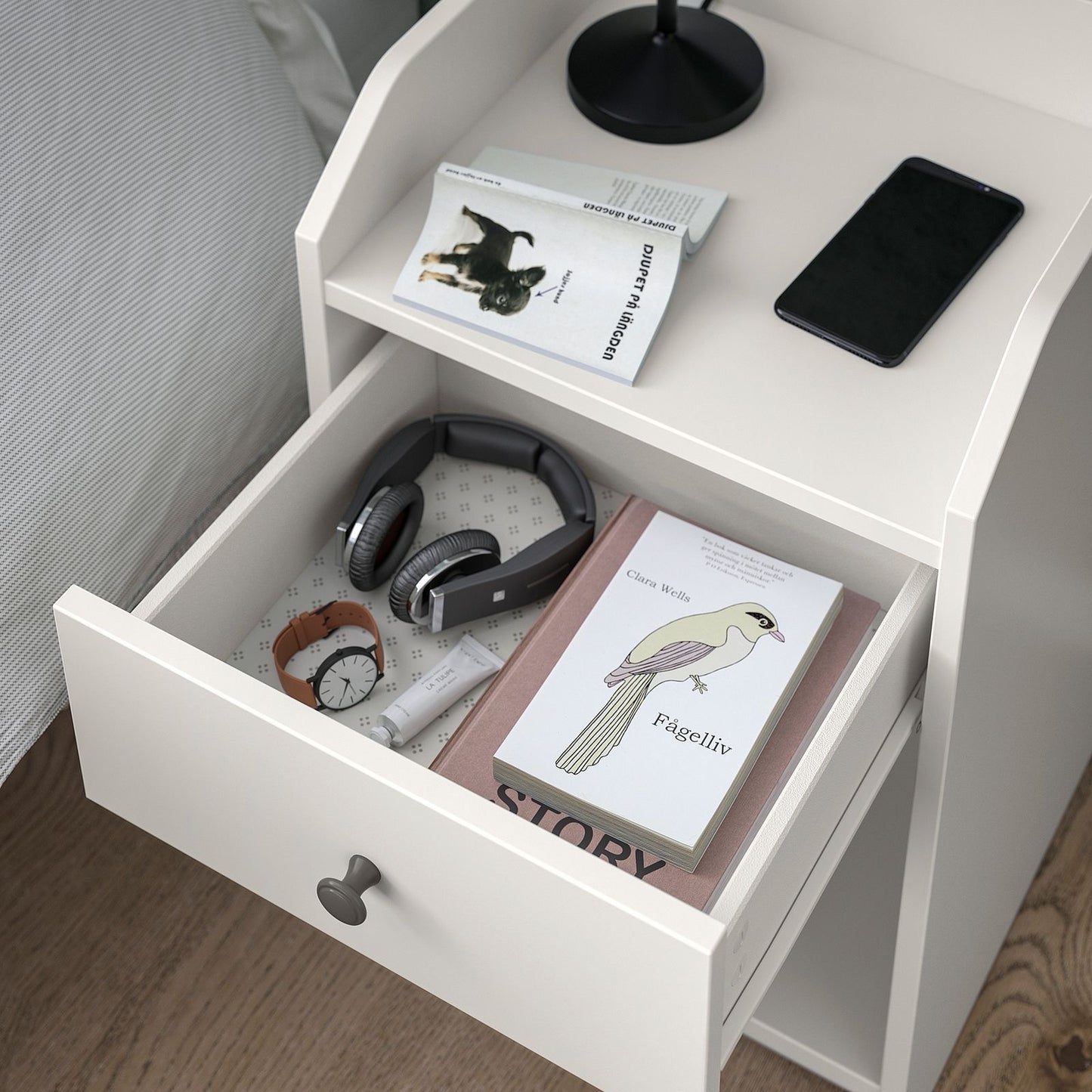 ✨🛏️ COMBO DE HABITACIÓN MODERNA – ORGANIZA Y DECORA TU ESPACIO 🛏️✨
(🆔 Cod. 250104 Blanco + 🆔 Cod. 25122)

💰 RD$6,995