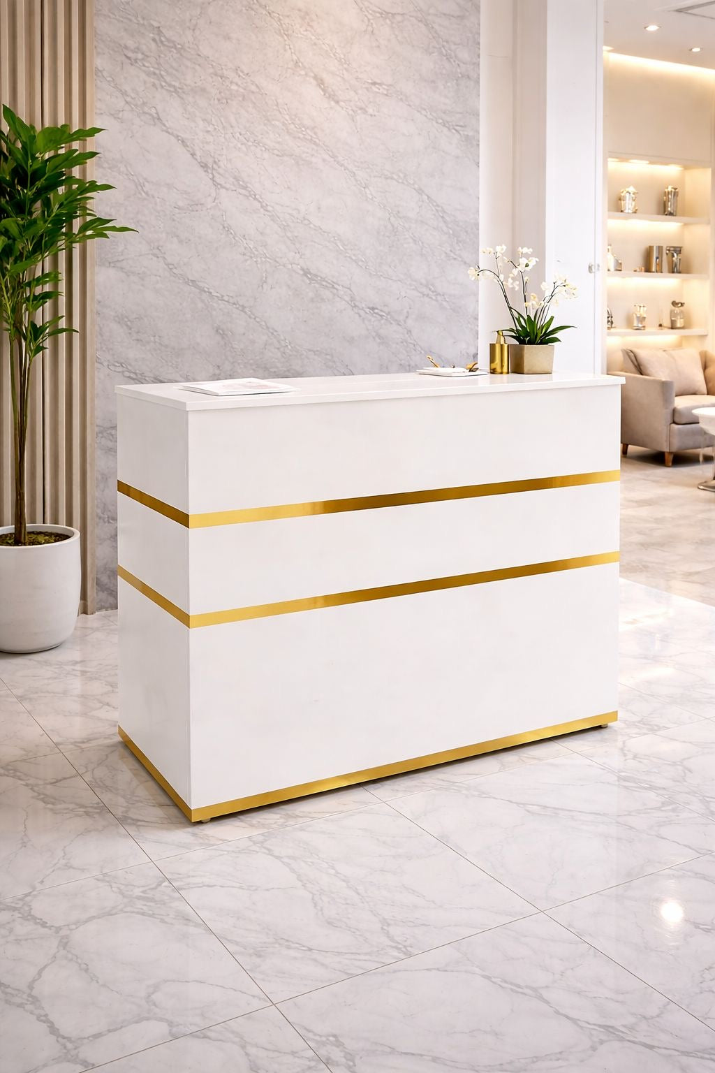 ✨🤍 Mostrador / Counter de Recepción Blanco con Detalles Dorados 🤍✨
(Cod.1)

💰RD$7,495