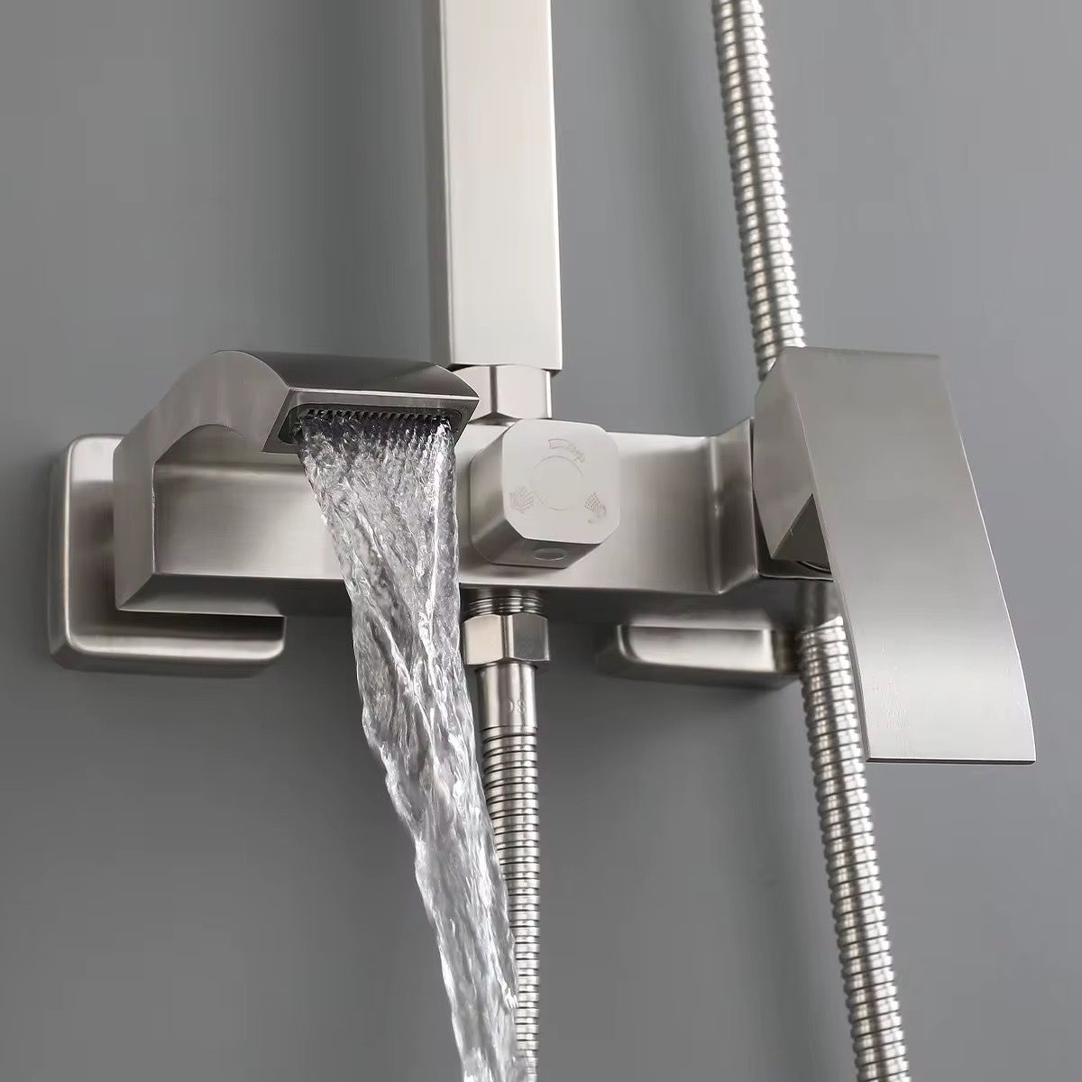 🚿 Columna de Ducha con Mezclador – Estilo Lluvia (Cod. 206)