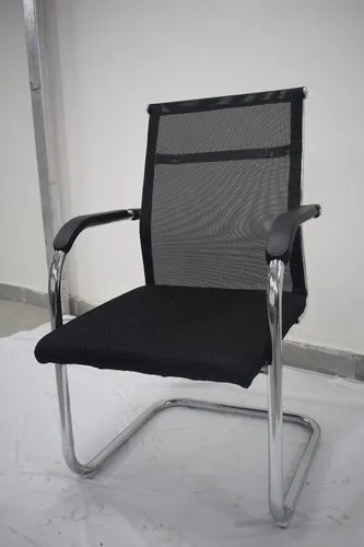 🖤 Silla Ejecutiva (Cod.9008) – Estructura Cromada & Respaldo de Malla
💰RD$2,495