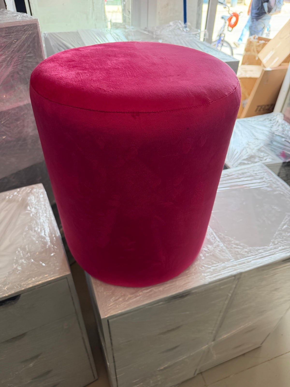 💗✨ PUFF REDONDO – COMODIDAD Y ESTILO PARA CUALQUIER ESPACIO ✨💗

🆔(Cod. 027 🩷 Color: Rosado/Fucsia)

💰RD$2,495 

📏 Medidas: 37 × 37 × 42 cm