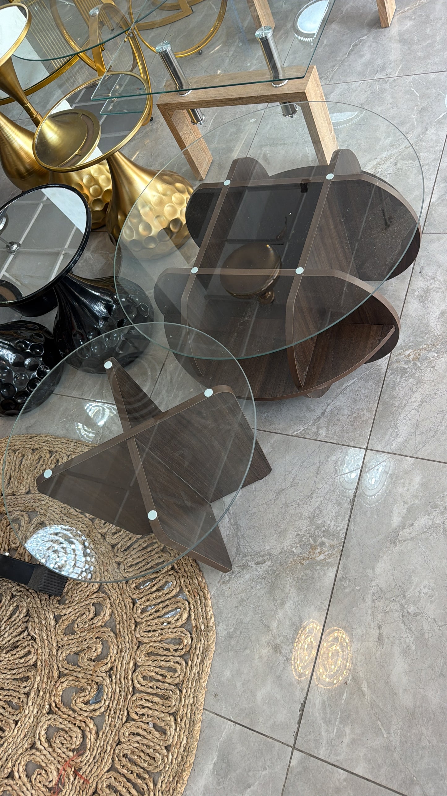 ✨🪵 SET DE MESAS DE CENTRO MODERNAS – ELEGANCIA QUE TRANSFORMA TU SALA 🪵✨ (Cod. CJ. 623)

💰RD$4,495
