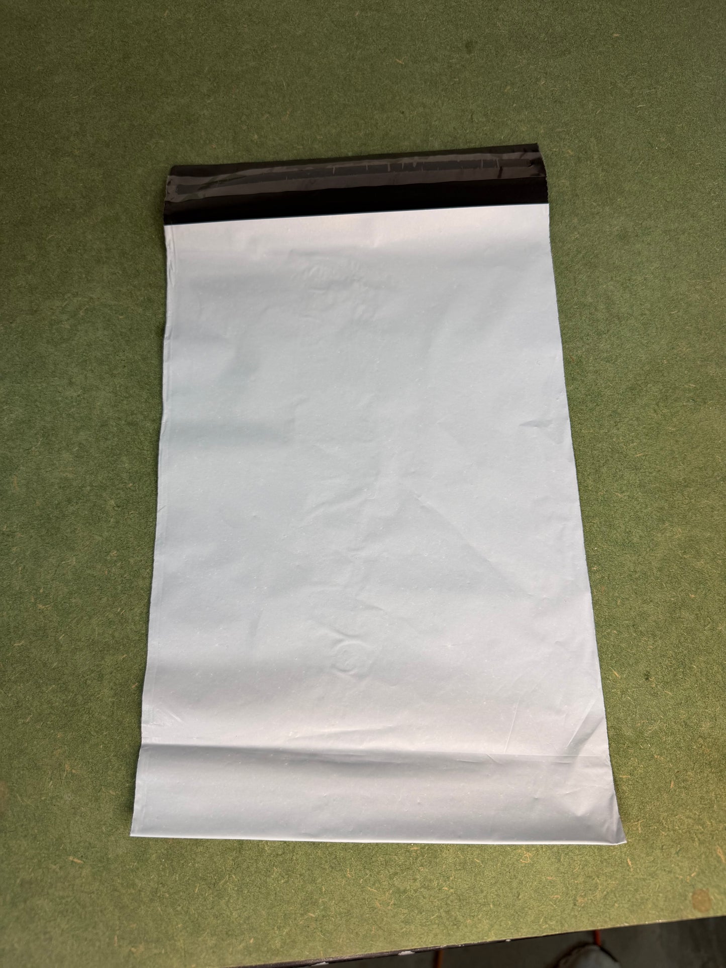 🛍️ FUNDA PLÁSTICA TRANSLÚCIDA AUTOADHESIVA 

💰 RD$795 – Medida 20×35