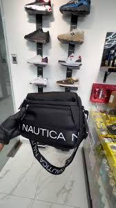 🎒✨ Bolso de Lado Crossbody Nautica Negro✨🎒
💰 RD$1,795