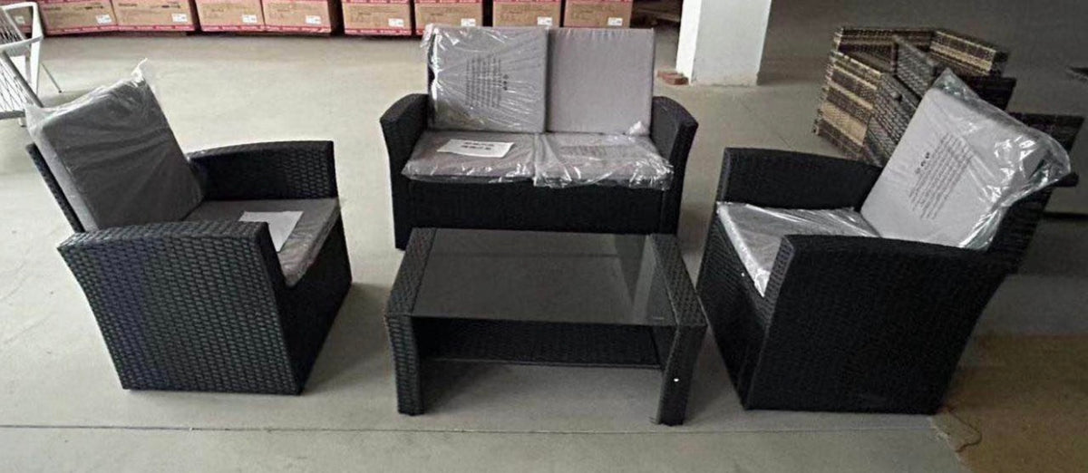 🤎✨ JUEGO DE SALA EXTERIOR PREMIUM EN RATÁN SINTÉTICO – 4 PIEZAS ✨🤎 (Cod. 150 Marrón )

💰 RD$17,995