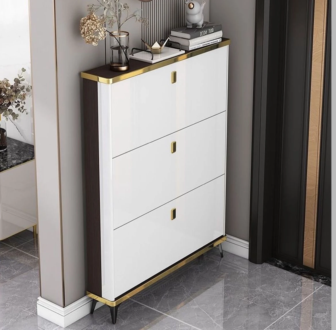 ⭐ Zapatera Premium de 3 Niveles – Diseño Moderno Blanco & Dorado ⭐ (Cod.23861-1)

💰RD$3,495