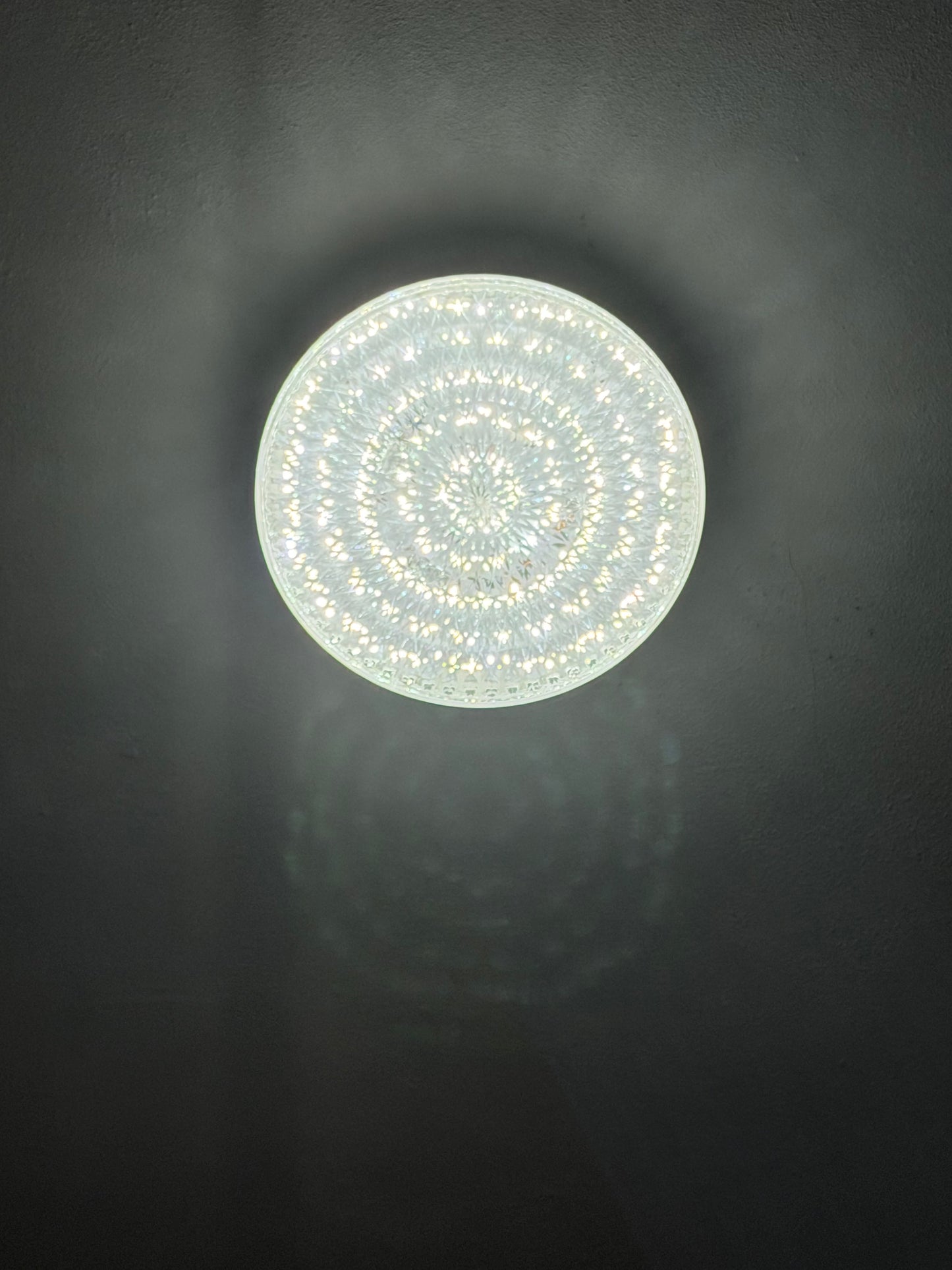 🔴💡 LÁMPARA  ELEGANTE DE TECHO LED PLEGABLE – 50W POTENCIA REAL 💡🔴 (Cod.66046)

💰RD$995