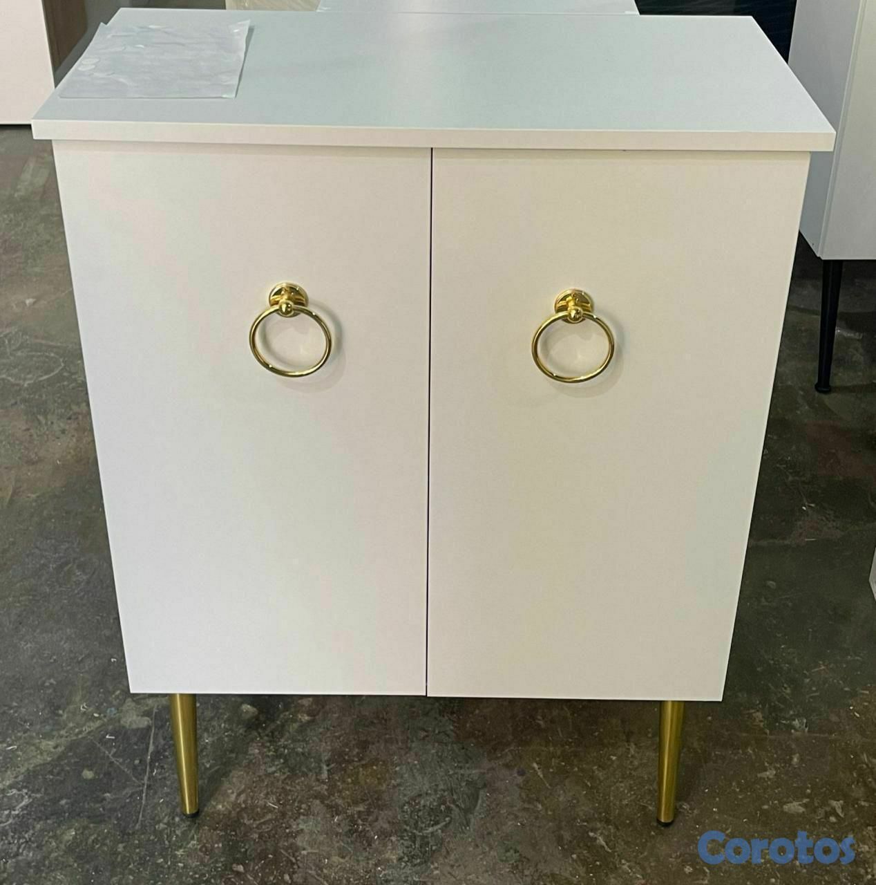 ✨ CREDENZA GABINETE DE 2 PUERTAS / MUEBLE AUXILIAR MODERNO ✨(Cod. 7203-1)

💰RD$3,995